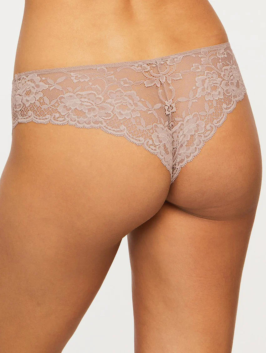 Montelle Signature Lace Brazilian 9001
