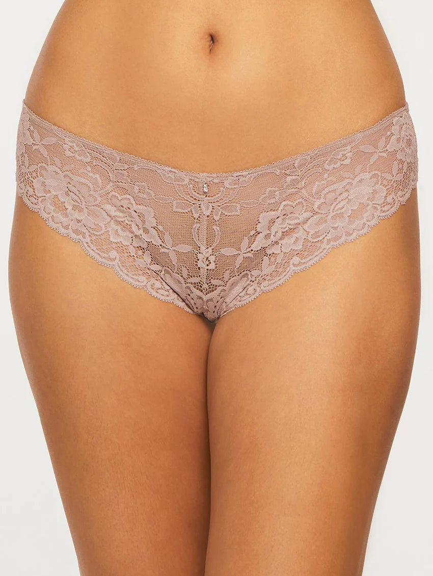 Montelle Signature Lace Brazilian 9001