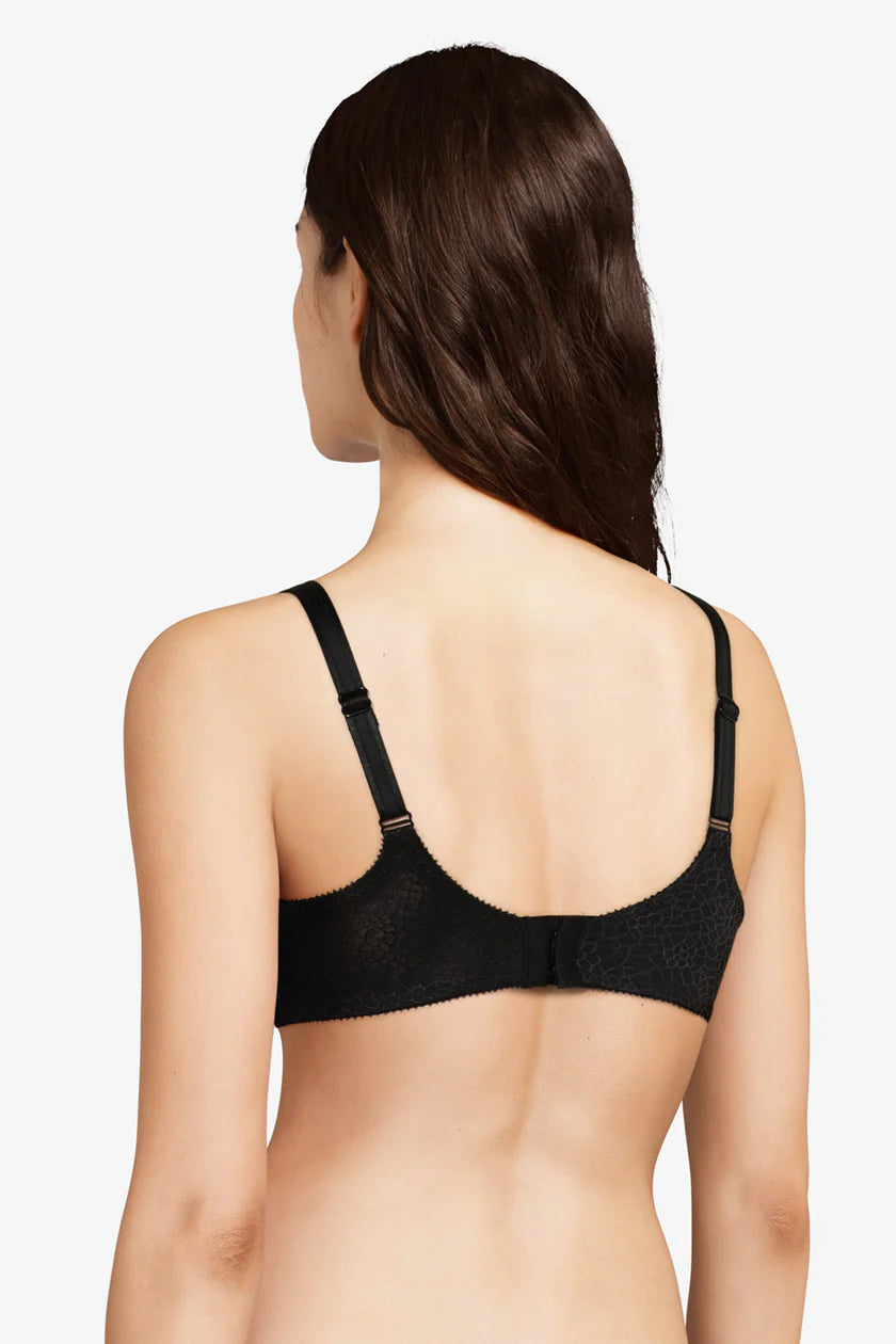 Chantelle Magnifique Seamless Unlined Minimizer Bra C18910